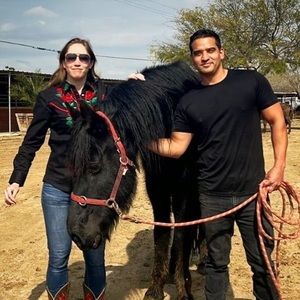 Meet your Posher, Val-olivia